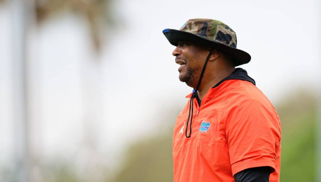 Florida-Gators-running-backs-coach-Jabbar-Juluke_Florida-Gators-Football-Spring-Practice_1012-1021x580