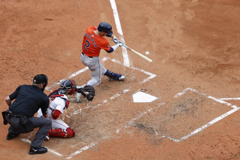 houston-astros-infielder-alex-bregman