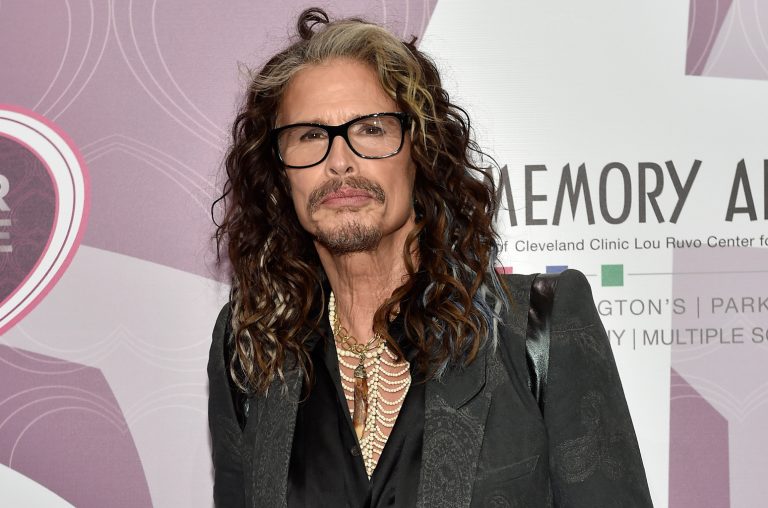 Steven-Tyler-2016-billboard-1548